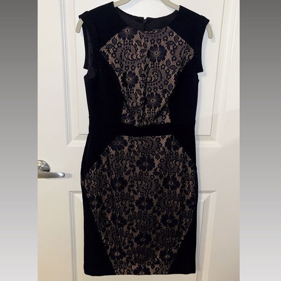 Adrianna Papel lace and polyester chic dress - Picture 3 of 6